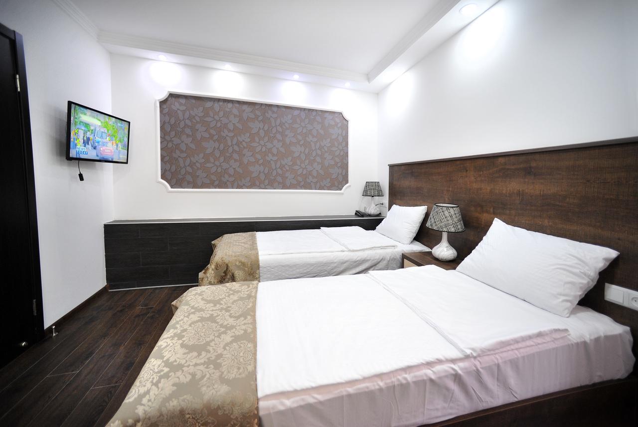 Rk City Hotel Tbilisi Exterior photo